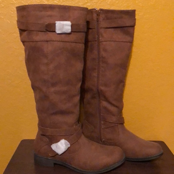 JustFab Shoes - NWOT or Box Just Fab knee high boots size 7.5